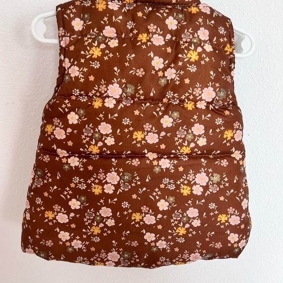 Nannette Girls Puffer Vest

Size 24M - Picture 2 of 10